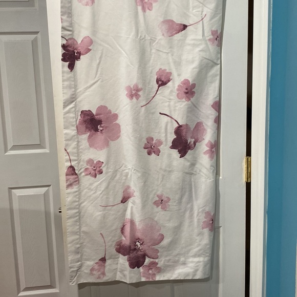 Two panels of white and pink flowers lined these are gently used. - Picture 5 of 8